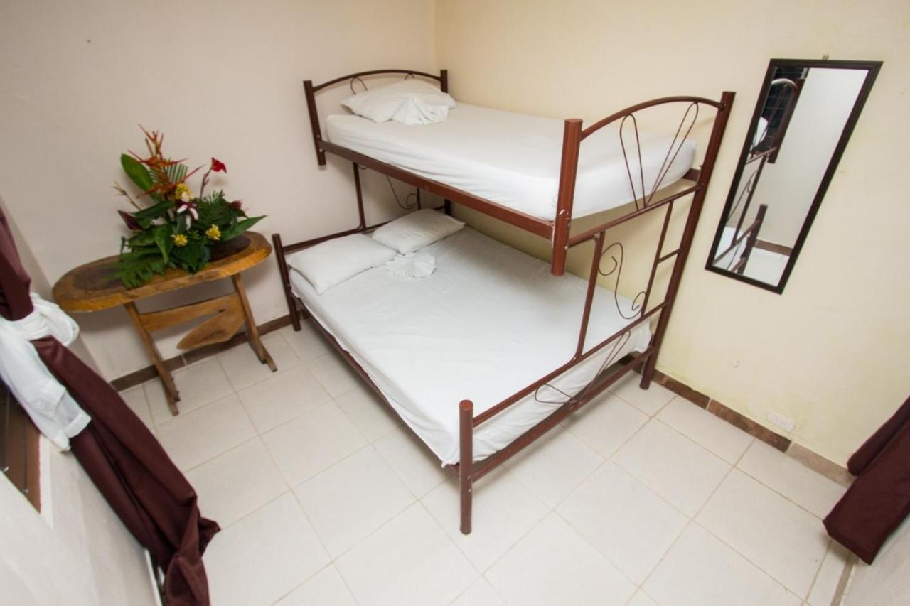 New Hostel Manuel Antonio, Meet New People 外观 照片